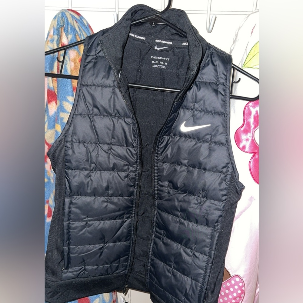 Nike running therma fit! Brand new with tags.